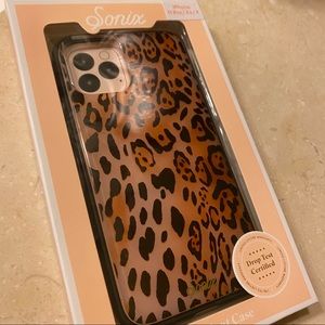 Sonix Clear Watercolor Leopard iPhone 11 /XS/X